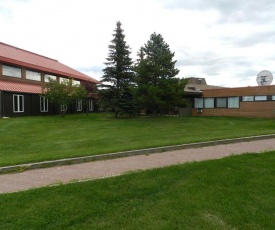 Slave Lake Inn and Conference Centre