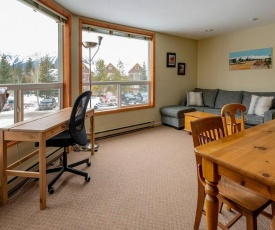 Ski in condo with great views at Timberline Condos