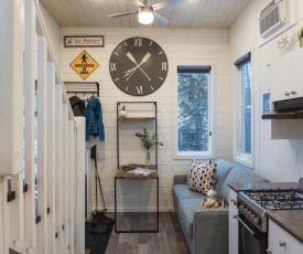 Tiny Homes by Snow Valley Lodging