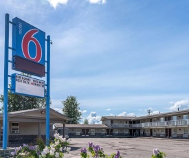 Motel 6-Fort Nelson, BC