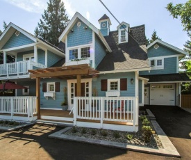 Kelowna Bed & Breakfast - CHATHAM HOUSE