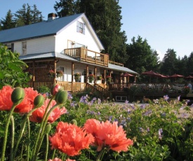 Heriot Bay Inn