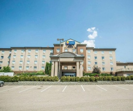 Comfort Inn & Suites Salmon Arm