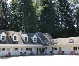 Pines Motel