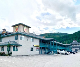 Super 8 by Wyndham Sicamous