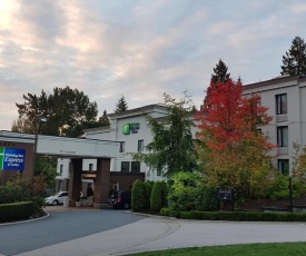 Holiday Inn Express and Suites Surrey, an IHG Hotel