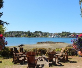 Carolyn's Cove B&B