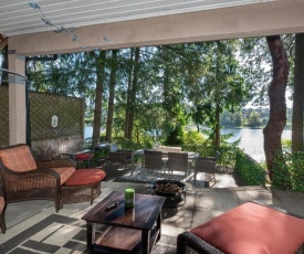 Willow Suite - Lakeside Retreat