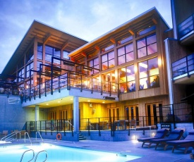 Brentwood Bay Resort & Spa