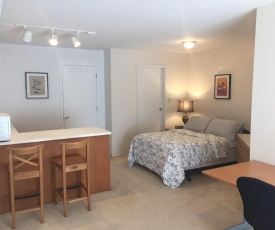 Prime Rooms in West Vancouver