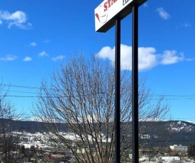 Stampeder Motel