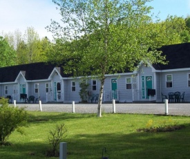 Homeport Motel