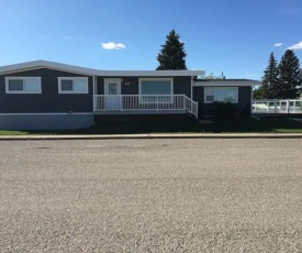 Beautiful Cardston Home lower level
