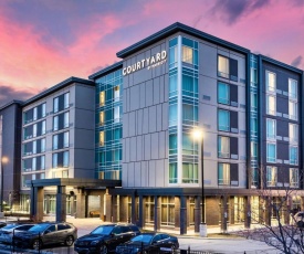 Courtyard by Marriott Burlington-Oakville