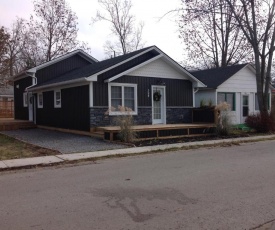 Sandy Cove Cottage