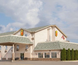 Super 8 by Wyndham Fort Frances