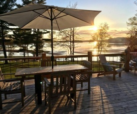 Cést la vie sunset cottage on the Brudenell River