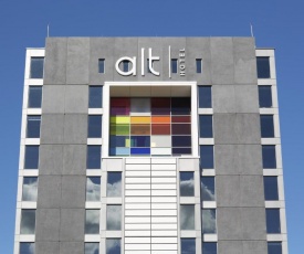 Alt Hotel Toronto Airport