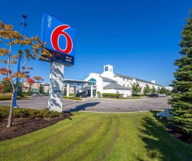 Motel 6-Mississauga, ON - Toronto