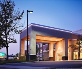 TownePlace Suites by Marriott Mississauga-Airport Corporate Centre