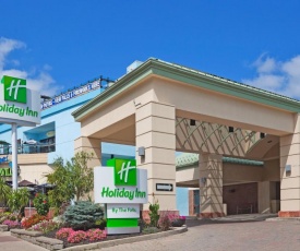 Holiday Inn Niagara Falls-By the Falls, an IHG Hotel