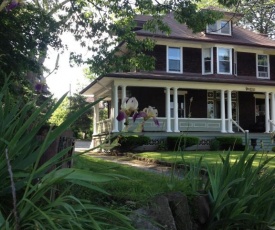 Lion's Head Bed & Breakfast