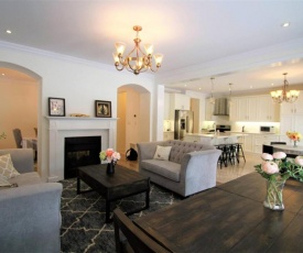 Brand-new Prestigious 3 Bd 2.5Bth house in North-East Oakville