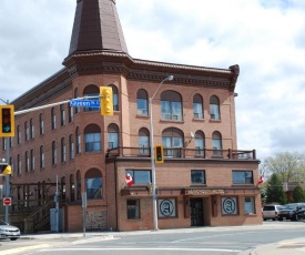 Algonquin Hotel