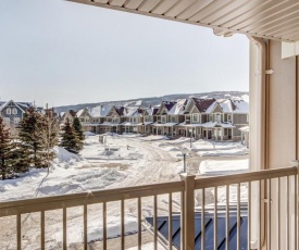 Executive Town Home-Mountain View-Historic Snowbridge Village, Walking Distance to the Resort