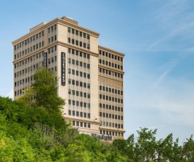 Courtyard by Marriott Edmonton Downtown