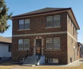 Comfortable, Private, 2 Bedroom Basement Apartment