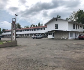 Voyageur Motel