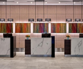 Delta Hotels by Marriott Edmonton Centre Suites