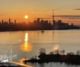 270° Lake Ontario, CN Tower, Yacht Wharf, Beach Park, all From Daisy Window