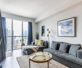 Stylish Apartment near CN Tower