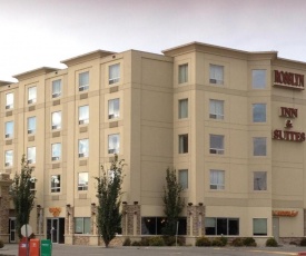 Rosslyn Inn & Suites