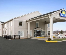 Days Inn by Wyndham Woodstock