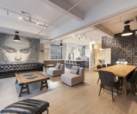 Corporate Event Venue | 4 Bedroom Loft at the Holland Hotel Montreal by Simplissimmo