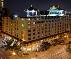 Holiday Inn Montreal Centre Ville Downtown, an IHG Hotel