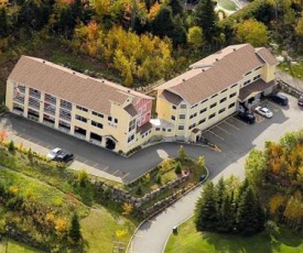 Hotel and Suites Les Laurentides